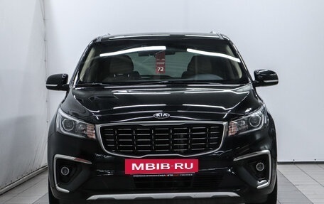 KIA Carnival III, 2019 год, 2 900 000 рублей, 2 фотография