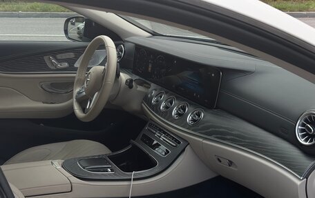 Mercedes-Benz CLS, 2021 год, 6 300 000 рублей, 19 фотография