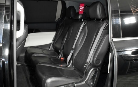 KIA Carnival, 2023 год, 4 800 000 рублей, 14 фотография