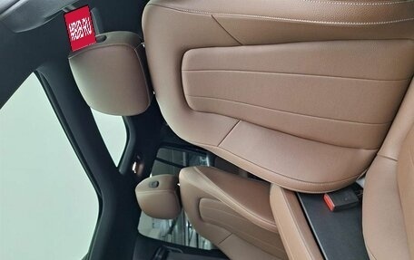 Mercedes-Benz GLB, 2024 год, 6 720 000 рублей, 18 фотография