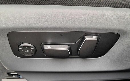 BMW 5 серия, 2025 год, 15 700 000 рублей, 13 фотография