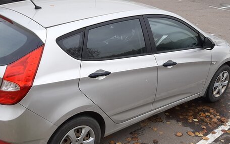 Hyundai Solaris II рестайлинг, 2013 год, 760 000 рублей, 4 фотография