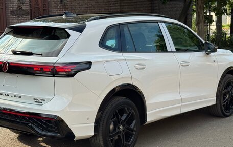 Volkswagen Tiguan, 2025 год, 4 440 000 рублей, 3 фотография