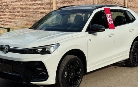 Volkswagen Tiguan, 2025 год, 4 440 000 рублей, 8 фотография