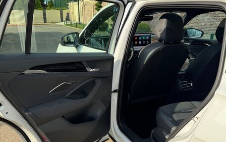 Volkswagen Tiguan, 2025 год, 4 440 000 рублей, 34 фотография