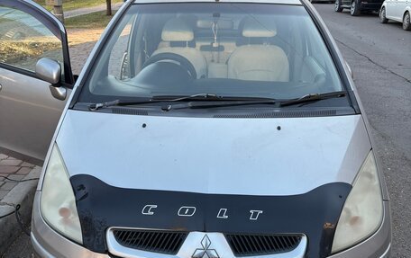 Mitsubishi Colt VI рестайлинг, 2003 год, 480 000 рублей, 1 фотография