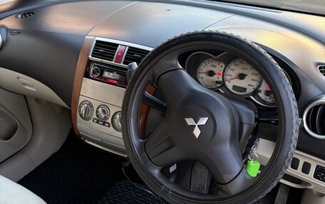 Mitsubishi Colt VI рестайлинг, 2003 год, 480 000 рублей, 3 фотография