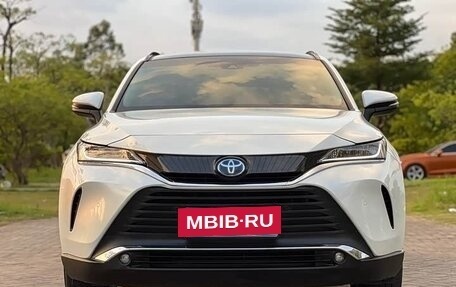 Toyota Harrier, 2022 год, 3 090 000 рублей, 2 фотография