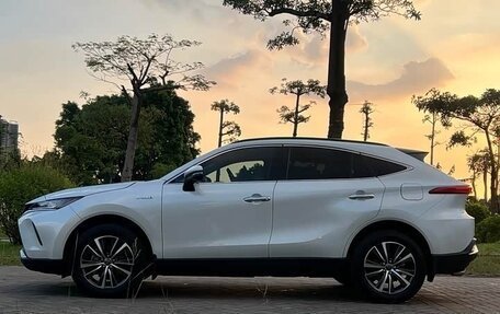 Toyota Harrier, 2022 год, 3 090 000 рублей, 5 фотография