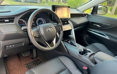 Toyota Harrier, 2022 год, 3 090 000 рублей, 14 фотография