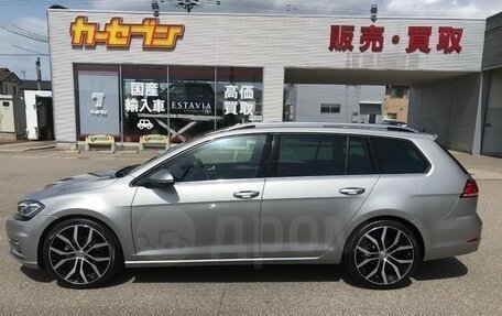 Volkswagen Golf VII, 2018 год, 950 999 рублей, 7 фотография