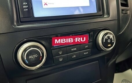 Mitsubishi Pajero IV, 2006 год, 1 390 000 рублей, 23 фотография