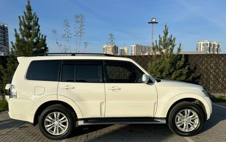 Mitsubishi Pajero IV, 2014 год, 2 400 000 рублей, 4 фотография