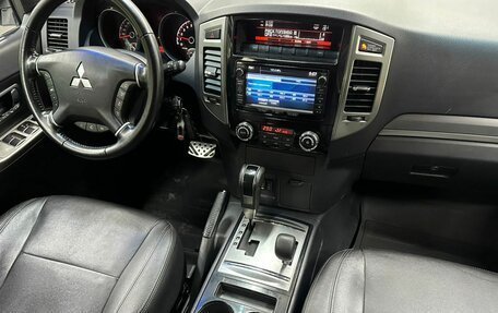 Mitsubishi Pajero IV, 2014 год, 2 400 000 рублей, 14 фотография