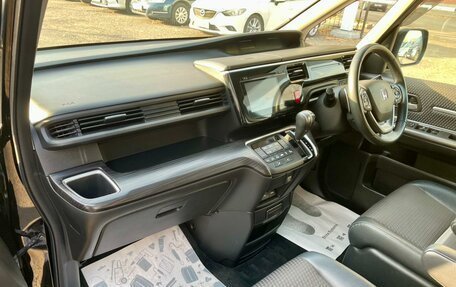 Honda Stepwgn IV, 2015 год, 1 849 000 рублей, 12 фотография