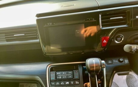 Honda Stepwgn IV, 2015 год, 1 849 000 рублей, 15 фотография