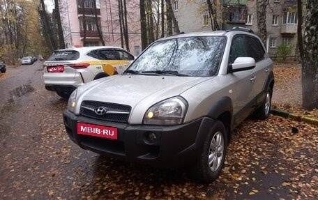 Hyundai Tucson III, 2008 год, 800 000 рублей, 1 фотография