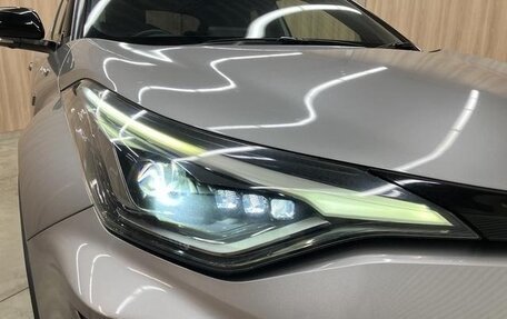 Toyota C-HR I рестайлинг, 2021 год, 1 687 000 рублей, 8 фотография