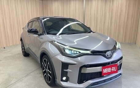 Toyota C-HR I рестайлинг, 2021 год, 1 687 000 рублей, 3 фотография