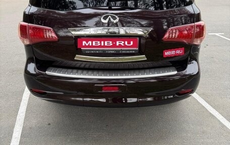 Infiniti QX56, 2012 год, 2 150 000 рублей, 5 фотография