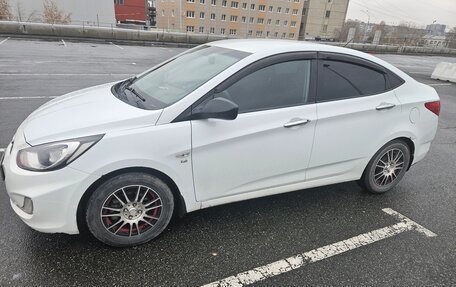 Hyundai Solaris II рестайлинг, 2012 год, 655 000 рублей, 18 фотография