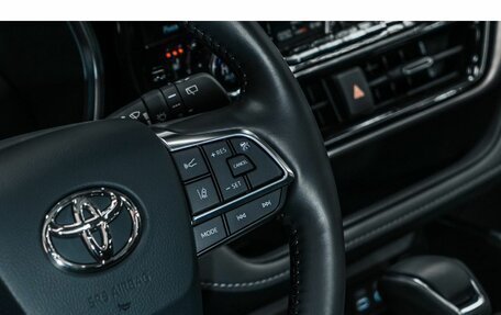 Toyota Highlander, 2025 год, 5 750 000 рублей, 22 фотография