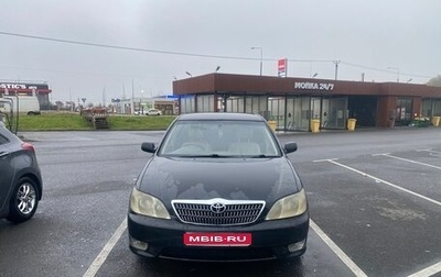 Toyota Camry V40, 2004 год, 550 000 рублей, 1 фотография