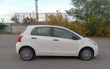 Toyota Yaris III рестайлинг, 2008 год, 450 000 рублей, 4 фотография