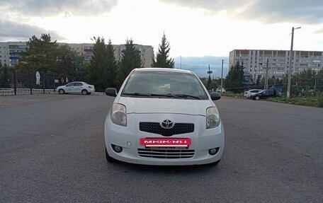Toyota Yaris III рестайлинг, 2008 год, 450 000 рублей, 7 фотография