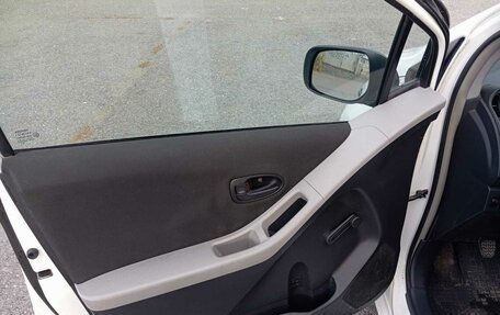 Toyota Yaris III рестайлинг, 2008 год, 450 000 рублей, 16 фотография