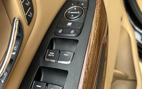 KIA Carnival III, 2017 год, 2 999 999 рублей, 16 фотография
