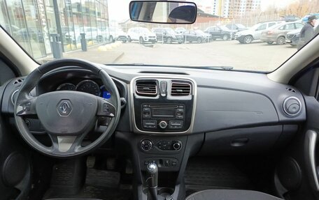 Renault Sandero II рестайлинг, 2016 год, 760 000 рублей, 16 фотография