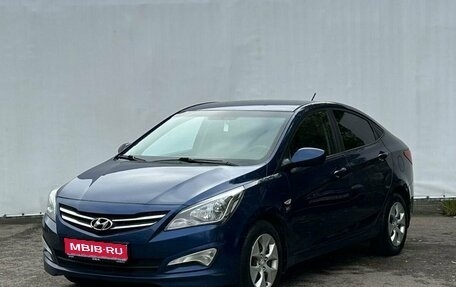 Hyundai Solaris II рестайлинг, 2015 год, 850 000 рублей, 1 фотография