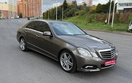 Mercedes-Benz E-Класс, 2010 год, 1 200 000 рублей, 1 фотография