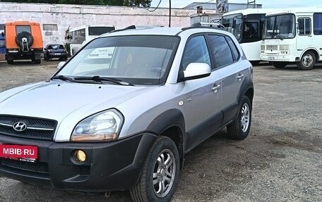 Hyundai Tucson III, 2005 год, 950 000 рублей, 1 фотография