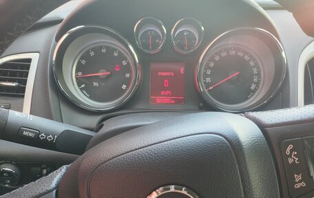 Opel Astra J, 2011 год, 930 000 рублей, 10 фотография