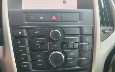 Opel Astra J, 2011 год, 930 000 рублей, 9 фотография