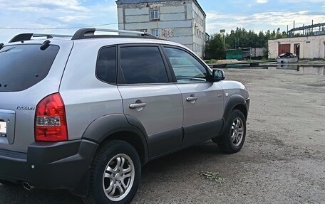 Hyundai Tucson III, 2005 год, 950 000 рублей, 2 фотография