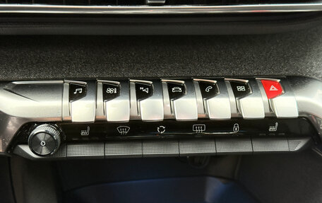 Peugeot 3008 II, 2018 год, 1 919 000 рублей, 14 фотография