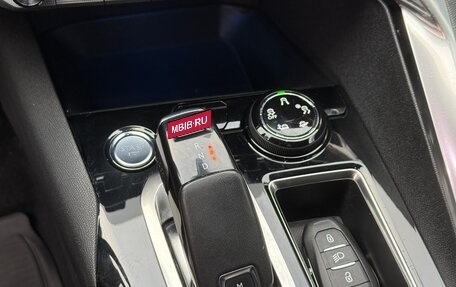 Peugeot 3008 II, 2018 год, 1 919 000 рублей, 13 фотография