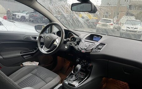 Ford Fiesta, 2015 год, 1 000 000 рублей, 2 фотография