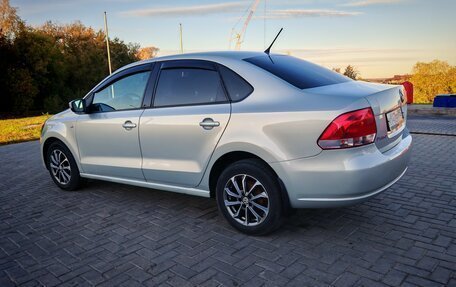 Volkswagen Polo VI (EU Market), 2013 год, 700 000 рублей, 3 фотография