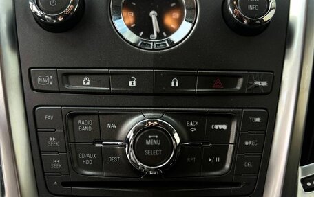 Cadillac SRX II рестайлинг, 2010 год, 900 000 рублей, 13 фотография