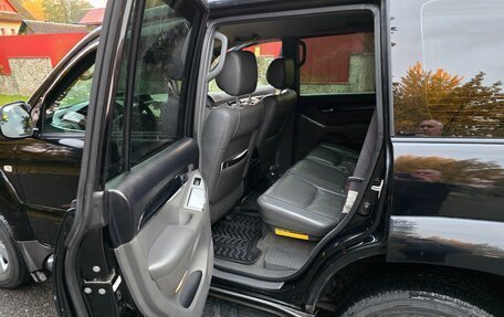 Toyota Land Cruiser Prado 120 рестайлинг, 2007 год, 2 500 000 рублей, 10 фотография