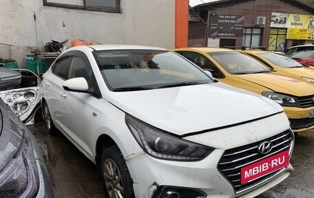 Hyundai Solaris II рестайлинг, 2017 год, 700 000 рублей, 4 фотография