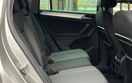 Volkswagen Tiguan II, 2017 год, 2 595 000 рублей, 37 фотография