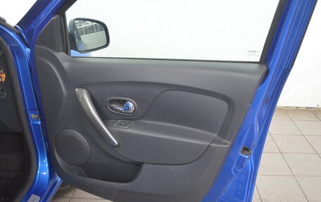 Renault Logan II, 2016 год, 650 000 рублей, 14 фотография