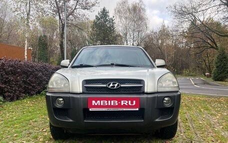 Hyundai Tucson III, 2006 год, 795 000 рублей, 3 фотография