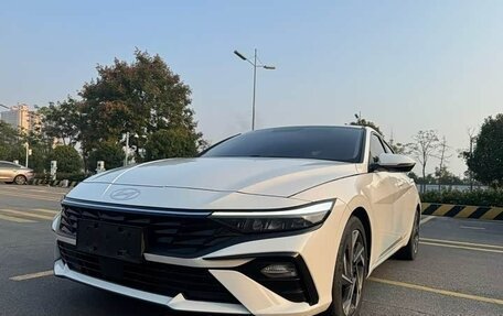 Hyundai Elantra, 2025 год, 1 950 000 рублей, 4 фотография