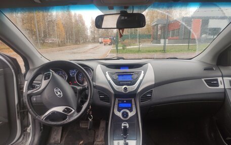 Hyundai Avante, 2011 год, 530 000 рублей, 5 фотография